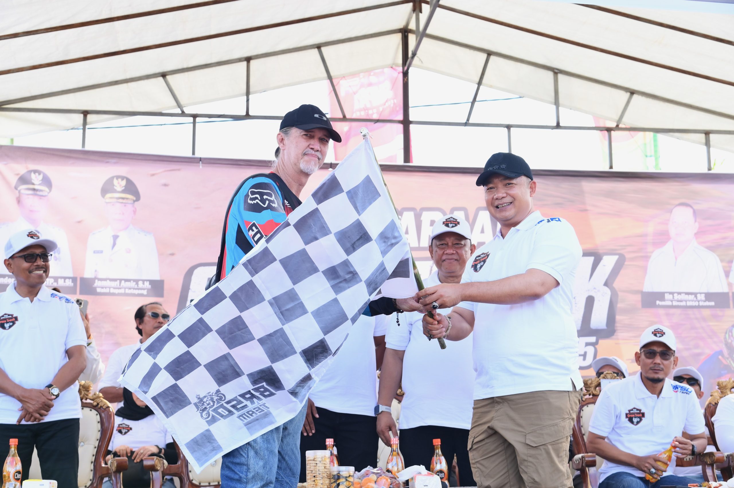 Pemkab Ketapang Gelar Grasstrack Bupati Cup 2025