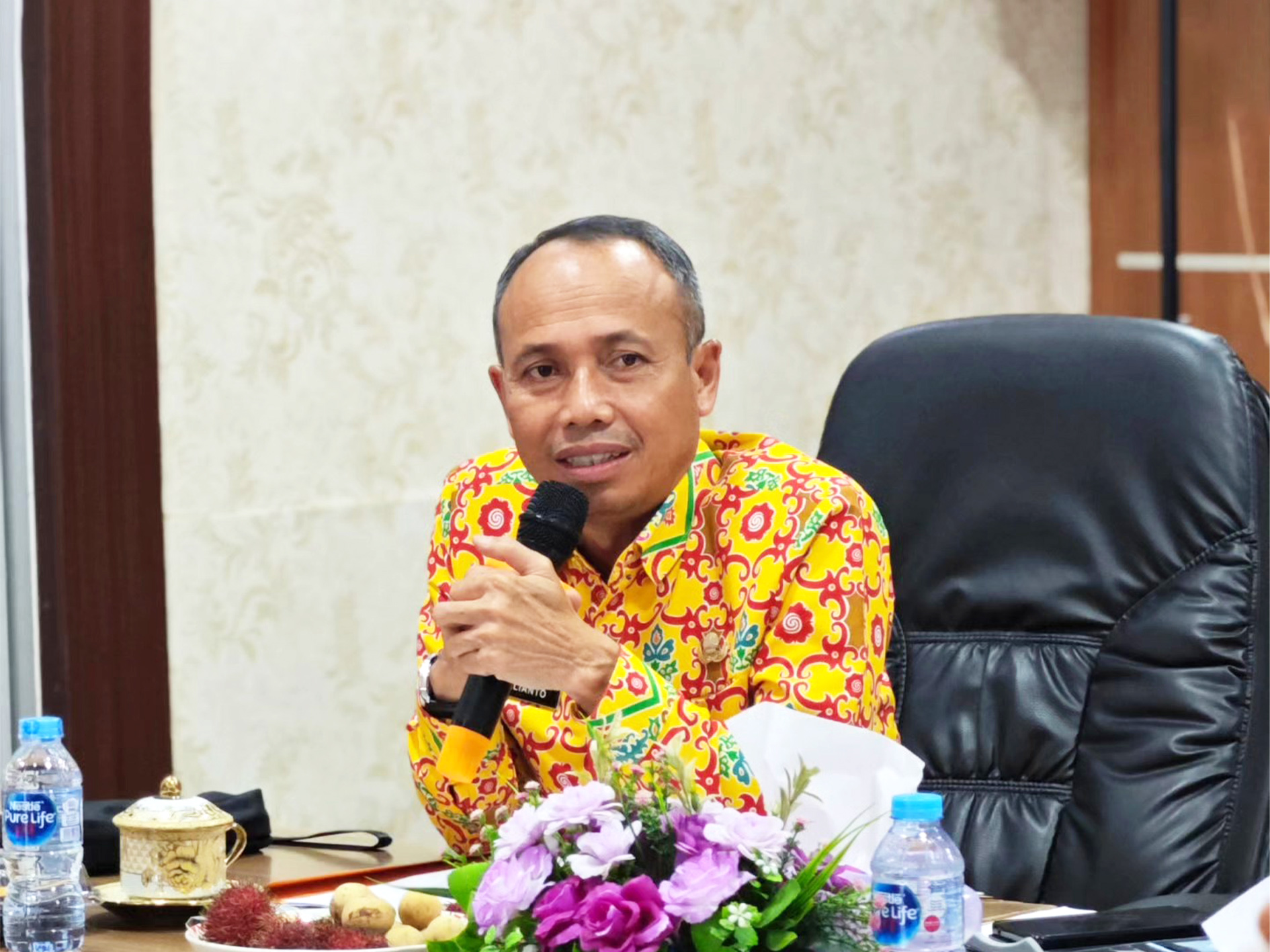 PEMERINTAH KABUPATEN KETAPANG SALURKAN BANTUAN UNTUK DAERAH TERDAMPAK BENCANA DI ACEH, SUMATERA UTARA, DAN SUMATERA BARAT