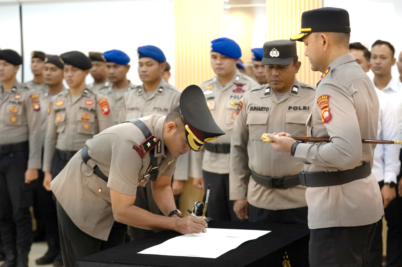 Kapolres Ketapang Pimpin Pelaksanaan Sertijab Wakapolres