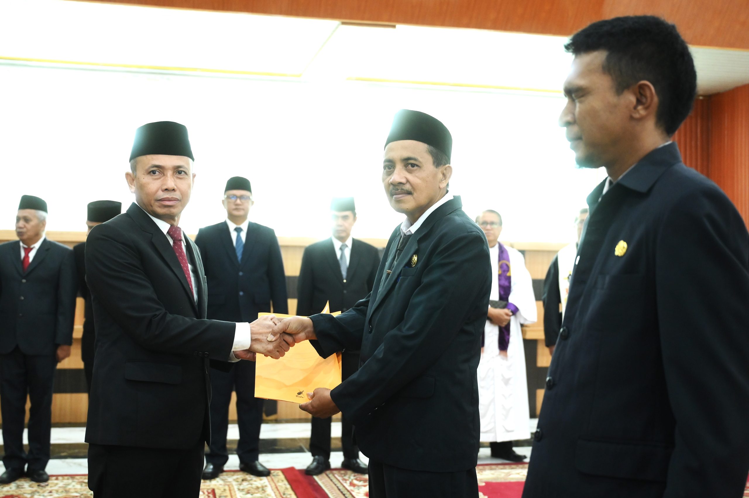 Sekda Lantik Pejabat Administrator dan Pengawas di Lingkungan Pemkab Ketapang, Tegaskan Integritas dan Kepatuhan Aturan ASN