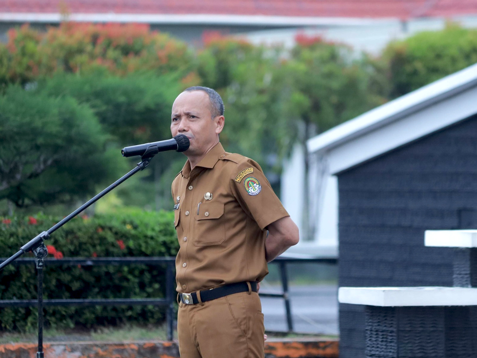 Sekda Pimpin Apel Pagi, Tekankan Disiplin dan Percepatan Kinerja Pasca Lebaran
