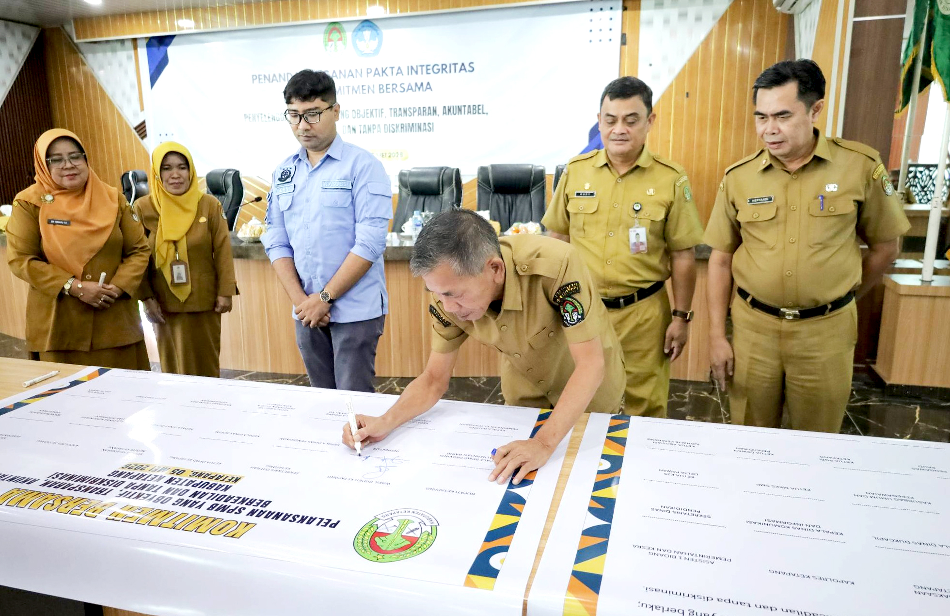 Wabup Ketapang Buka Penandatanganan Pakta Integritas SPMB 2026/2027
