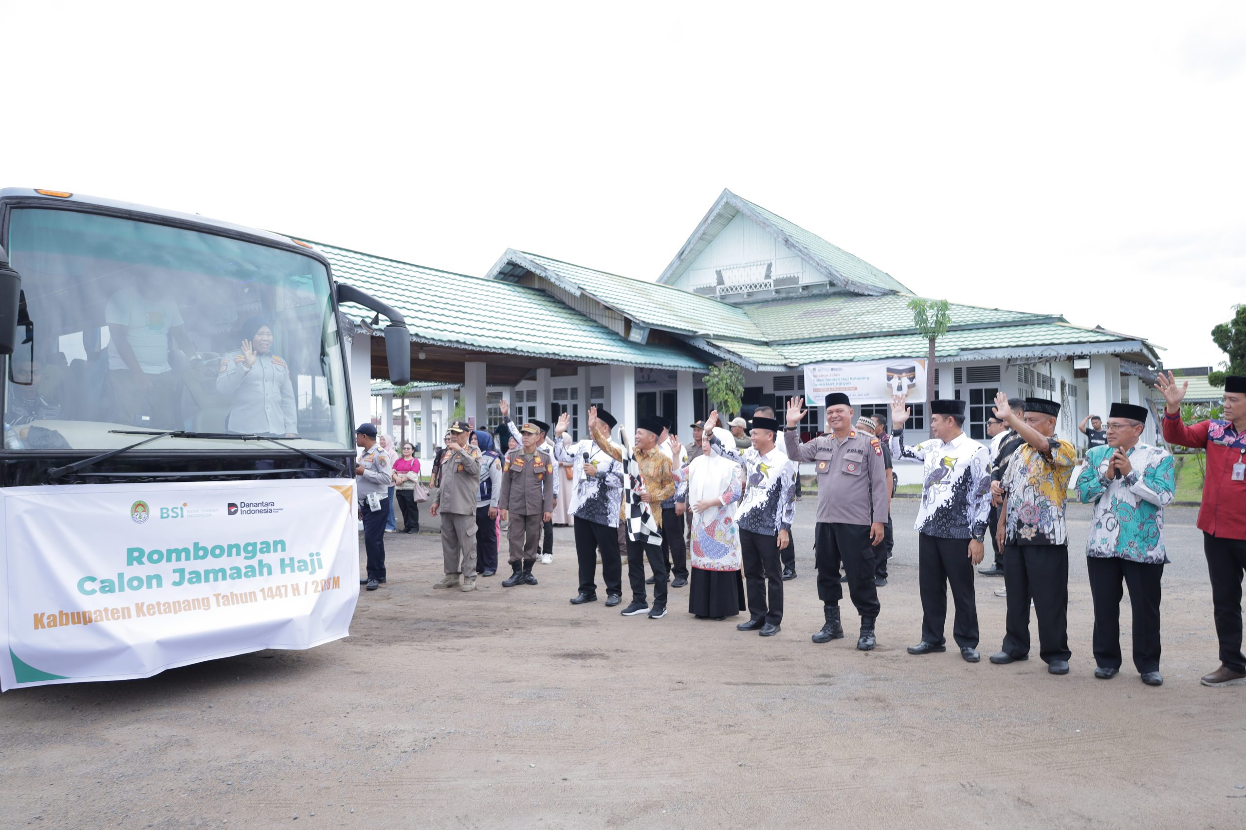 Wakil Bupati Ketapang Lepas 12 Calon Jemaah Haji 1447 H tahun 2026