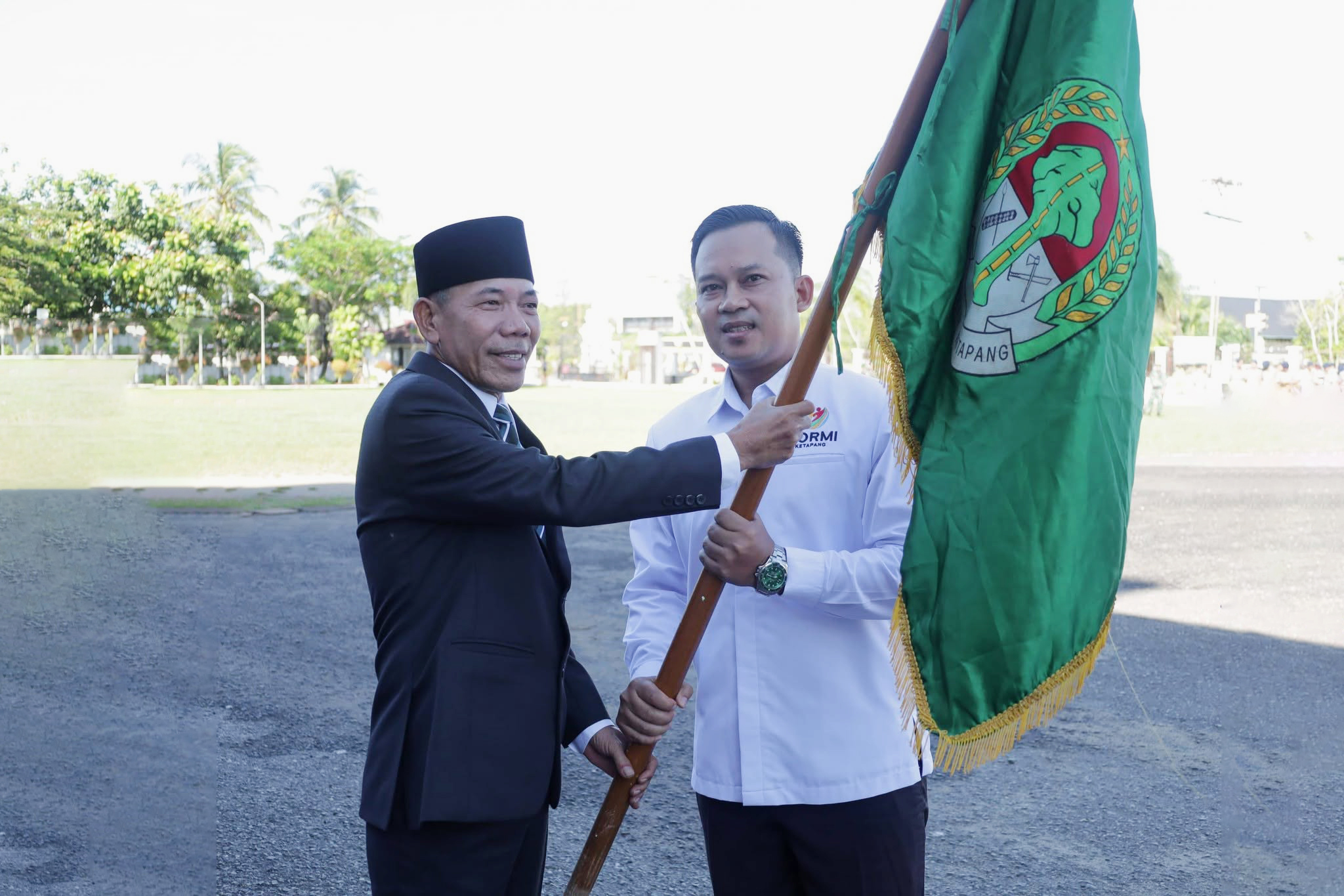Wabup Ketapang Lepas Kontingen KORMI Menuju FORPROV KORMI Kalbar II di Singkawang