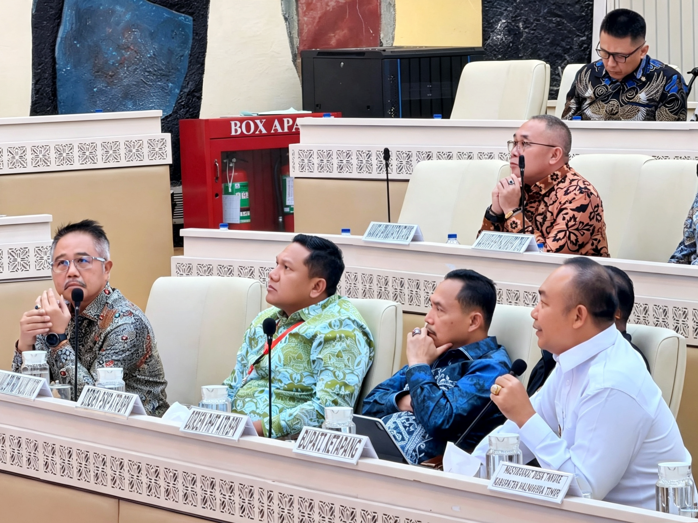Dampingi Warga Teluk Bayur, Bupati Ketapang Sampaikan Aspirasi Konflik Lahan ke DPR RI