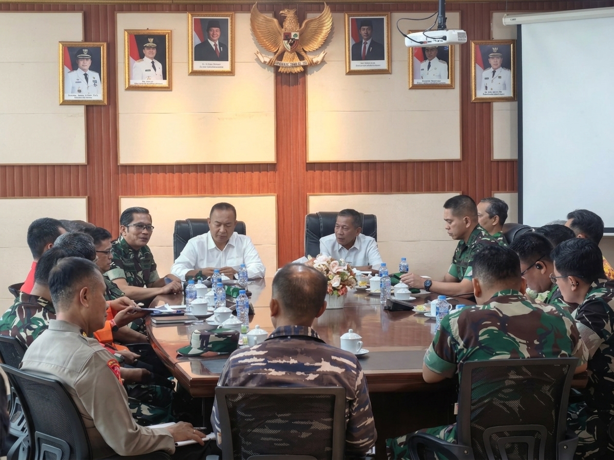 Bupati Ketapang Pimpin Rakor Bersama Tim Supervisi Mabes TNI, Semua Kekuatan Dikerahkan Tangani Karhutla